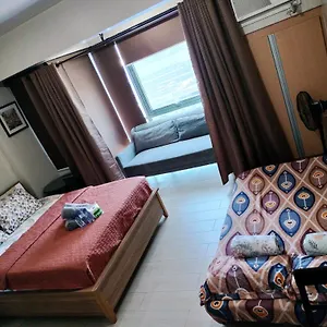 Rqui Condotel Near Airport アパートホテル